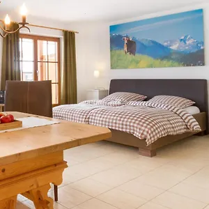  Apartment Alpentraum - Landhaus